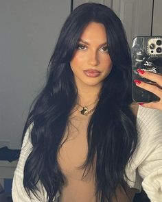 Straight Long Hair On Black Women, Pretty Woman With Black Hair, Hair Styles Long Black Hair, Long Hair Black Hairstyles, Long Black Haircuts For Women, Layered Black Hair Long, Layered Black Long Hair, Hair Styles For Black Hair Long, Long Black Hair Natural