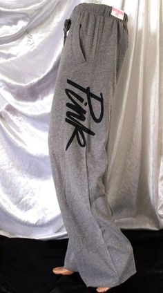 Victoria Secret PINK Sweatpants Small S Heather Gray Baggy Boyfriend Fit Script #VictoriasSecret #TrackSweatPants Lazy Day Outfits, Victoria Secret Pink Sweatpants, Victoria Secret Outfits, Pink Sweatpants, Graphic Sweaters, Baggy Pants, Everything Pink, Pink Outfits