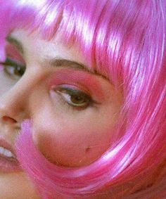 Natalie Portman, Closer Movie Costume, Closer Movie, Film Costumes, So You Think You Can Dance, Pink Wig, Halloween Inspo, Halloween Baby, Film Stills