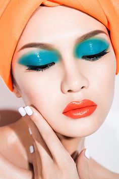 Summer on Behance Eye Makeup Images, 70s Makeup, 80s Makeup, Glossy Eyes, Make Up Tutorials, Makeup Tutorial Foundation, Dramatic Eye Makeup