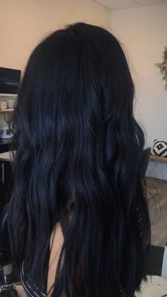 Indigo Hair, 2 Dollar Bill, Dior Style, Blue Black Hair, Dark Blue Hair, Hair Tint, Jet Black Hair, Pretty Hair Color, Hair Stylies