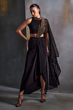 Buy Black Jersey Embellished Cordelia Draped Concept Saree With Blouse For Women by Namrata Joshipura Online at Aza Fashions. Couture, Haute Couture, Indian Cocktail Outfit, Drape Saree Indo Western, Black Indian Outfit, Dhoti Dresses For Women, Tops Outfit Ideas, Concept Saree, Aliexpress Dresses