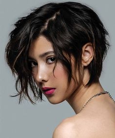 Short Haircuts 2024: Top 17 Trends for Women - Hairstyles & Styles Lus Hair, Hair Stages, Short Punk Hair, Hairstyles Styles, Diy Hair Color, Goth Hair, Short Curly Haircuts, Edgy Short Hair, Punk Hair