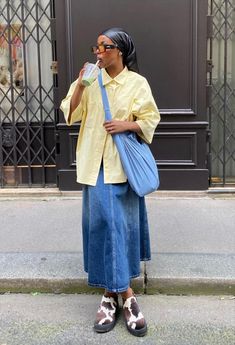 Primary Colour Outfits, Mags Rags Clothes, Colourful 90s Fashion, Summer Outfit Layering, Modest Maximalist Fashion, Artist Clothes Aesthetic, Eclectic Business Casual, Thrift Clothes Aesthetic, Eclectic Aesthetic Fashion