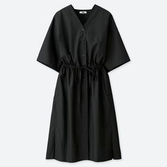 Uniqlo U Short Sleeve Shirt Dress In Black - Nwot - Size: Xs Loose, Oversized Shirt Dress Cotton Poplin Material With A Pre-Washed Feel Side Pockets Adjustable Drawstring At The Waist Oversized Cut With Drop Shoulders And Large Sleeves 100% Cotton Style: 416429 Christophe Lemaire, Uniqlo Dress, Summer Work Dresses, Uniqlo Dresses, Short Sleeve Shirt Dress, Uniqlo U, Black Cotton Dresses, Oversized Shirt Dress, Dress Idea