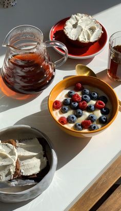 Essen, Coffee Recipes, Coffee Homemade, Whipped Coffee, Easy Coffee, Deilig Mat, Food Goals, Food Is Fuel, Cafe Food