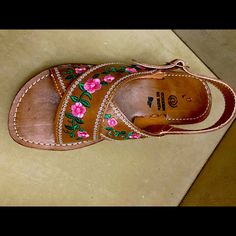 Brand New Beautiful Platform Mexican Sandal, Size 9, Model 807930 Mexican Shoes Women, Mexico Shoes, Steve Madden Slinky, Goth Platforms, Mexican Sandals Huaraches, Platform Crocs, Mexican Shoes, Traditional Mexican Dress, Mexican Sandals