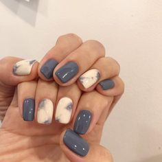 Nail Art Simple Kuku Pendek, Estemio Nail, Membentuk Alis, Nail Art Simple, Modern Nails, Minimal Nails, Cute Gel Nails, Soft Nails