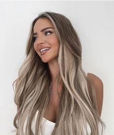 Brunette Hair With Blonde Highlights Balayage, Hair Ideas Summer 2024, Brown Hair With Babylights And Money Piece, Taylor Frankie Paul Hair, Rich Bronde Balayage, Blonde With Brown Dimension, Money Piece Lowlights, Brunette With Heavy Blonde Highlights, Brown Hair With Pops Of Blonde