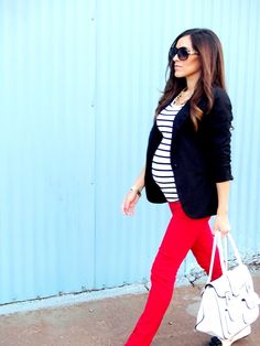 Not that I'm looking for maternity outfits, but I like the look with colored pants & striped shirt :) Maternity Outfits, Winter Maternity, Fall Maternity