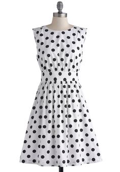 Too Much Fun Dress In Black Dots http://thefashionjoe.tumblr.com/post/82195429819/too-much-fun-dress-in-black-dots Dots Clothing, Dotted Dress, Retro Vintage Dresses, Printed Summer Dresses, Fun Dress, Black Dots, Mode Style, Polka Dot Dress, Dot Dress