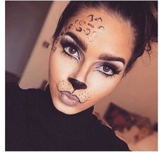 Costume Hairstyles, Killer Costume, Cheetah Makeup, Carnaval Make-up, Karneval Diy, Adorable Hairstyles, Make Up Diy, Cat Halloween Makeup, Fantasy Make-up