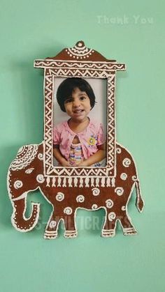 #cardboardcrafts Patchwork, Indian Diy Crafts, Card Board Craft Ideas, Tharmacol Art Decoration, Diy Frame Ideas Cardboard, Cardboards Diy, Frame With Cardboard, Diy Photo Frame Cardboard, Cardboard Crafts Decoration