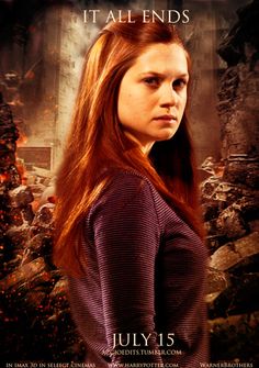 Ginevra "Ginny" Weasley from the Harry Potter universe. Character portrayed on film by actress Bonnie Wright. Bonnie Wright Harry Potter, The Weasley Family, Harry Potter Photo, Weasley Family, Harry Potter Girl, Ronald Weasley