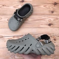 Brand New Crocs Echo Clog Elephant Men’s Size 5 / Women’s Size 7 Men’s Size 8 / Women’s Size 10 Crocs Men Outfit, Crocs Echo Clog Outfit, Crocs Echo Clog, Echo Clog, Crocs Echo, Clog Outfit, Crocs Platform, Platform Crocs, Crocs Outfit