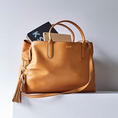 Caroline Leather Handbag | Mark and Graham Stylish Purses And Handbags, Mark And Graham Bags, Accessory Styling, Work Bags For Women, Hang Bag, Leather Tote Handbags, Leather Work Bag, Vintage Leather Handbag, Everyday Handbag