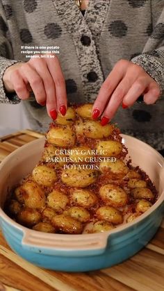 Are you on the hunt for the ultimate side dish to complement your meal? Look no further! These sensational roasted garlic potatoes with parmesan are a feast for the senses. They emerge from the oven crispy and golden on the outside, while staying irresistibly fluffy on the inside. The baby red potatoes are masterfully seasoned with a delightful blend of garlic, herbs, butter, and bacon, and then generously coated with savory Parmesan. They’re baked to perfection on a single sheet pan. Savory Supper Ideas, Food Prep Ideas Breakfast, Snacks You Can Freeze, Crispy Garlic Parmesan Crusted Potatoes, Baby Dinner Ideas 1 Year, Crispy Garlic Parmesan Potatoes, Trader Joes Recipes Dinner Healthy, Fun Potato Recipes, Meals When You Have No Food