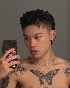 K Pop Mens Hair, Short Mullet For Men, Men With Piercings Aesthetic, Straight Hair Men Haircut, Haircut Straight Hair Men, Mullet Short Hair Men, Mens Haircut Undercut, Short Mullet Mens, Trim Haircut