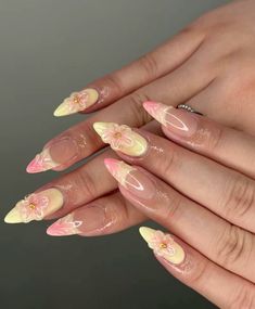 Summer Nails Inspo 2024 Almond, Jelly Nails Flowers, Almond Fairy Nails, Spanish Style Nails, 2024 Summer Nails Almond, Beginner Friendly Nail Designs, Russian French Nails, Nail Inspo 2024 Summer, Almond Nails Color Ideas