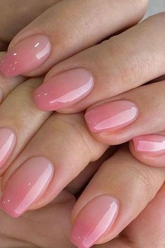 #nails #summer #summernails #spring #springnailcolors #pink #ombre #ombrenail #pinkombrenails #glossynails Ongles Beiges, Ombre Gel Nails, Squoval Nails, Subtle Nails, Ombre Nail Designs, Pretty Gel Nails