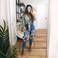 Jeans New With Tag Size 5 For Exposure: Ootdfash, Laura’s Boutique, Ohpolly, Boohoo, Prettylittlething, Charlotte Russe, Forever 21, Miss Lola, 327 Clothing, Fashion Nova, Victoria’s Secret, Windsor, Naked Wardrobe, Baddieville, Honeybum, Missguided, American Eagle, Hollister, Rue21, Pacsun, Zara, Herencia Clothing, Brandy Melville, Pink, Windsor, Urban Outfitters, Tillys, Shirt Over Dress Outfit, Herencia Clothing, Casual Bar Outfits, Forever 21 Outfits, Top With Collar, Hot Summer Outfits, Date Night Outfit Summer, Blue Mom Jeans, Outfits For Mexico