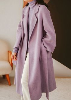 Luxy Lavender Silk Wool Blended Trench Overcoat Woolen Coat Winter Fabric: Wool 75%, Silk 15%, Rabbit Fur 10%Size & Fit: Fit: This garment fits true to size.Length: Size S measures 44.85"from shoulder to hemBust: Great for any cup size. Waist: Loose Fit. Comfortable room throughout midsection.Hip: Loose Fit - room for hips. Hand Wash Cold. Woolen Coat Winter, Mode Mantel, Lavender Silk, Winter Stil, Mode Casual, Coat Winter, Looks Street Style, Modieuze Outfits, Winter Mode