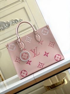 Luxury-Fashion-Fable - VL Bags - 212  A+ Excellent Quality copies; Contact us if you've any questions in your mind. Sac Louis Vuitton, Luxury Bags Collection, Tas Fashion, Girly Bags, Fancy Bags, Bags Designer Fashion, Pink Girly Things, Luxury Purses, Girly Accessories