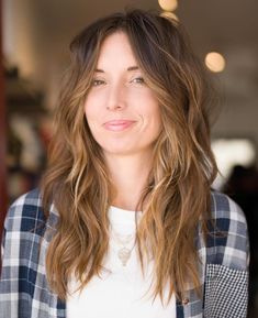 Modern Long Shag Haircut, Modern Long Shag, Shag Haircut Ideas, Layered Thick Hair, Long Shag Hairstyles, Long Shag Haircut, Long Shag, Golden Blonde Highlights, Shaggy Haircuts