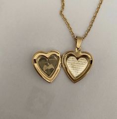 Necklaces Heart, Heart Image, Love Heart Images, Gold Locket Necklace, Gold Heart Locket, Photo Locket Necklace, Heart Locket Necklace, Dream Gift, Gold Locket