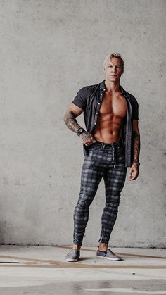 Size Up Tri-Stretch Lead Plaid Pants - Size Up Apparel Pants Outfit Men, Fitness Photoshoot, Stylish Men Casual, Mens Fashion Casual Outfits, Men's Muscle, Stylish Mens Outfits, Elastic Fabric, Plaid Pants, Mens Casual Outfits