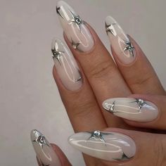 Chrome On White Nails, White Star Nails, Black Ombre Nails, Hand Painted Nails, Nails Hand Painted, Winter Manicure, Glitter Accent Nails, Plaid Nails, Rhinestone Top