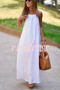 Down By The Cove Linen Blend Halter Maxi Dress Mode Ab 50, Look Boho Chic, The Cove, Maxi Dress Sale, Vacation Wear, Look Boho, Halter Maxi Dress, Halter Maxi, Modieuze Outfits
