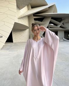 Mode Abayas, Abaya Outfit, Modest Outfit Inspo, Moroccan Clothing, Modesty Outfits, Mode Turban, Moroccan Fashion, Muslim Fashion Hijab Outfits, Hijabi Fashion Casual