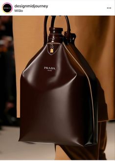 Couture, Prada Vintage Bag, Gucci Sneakers Outfit, Prada Leather Bag, Wine Italy, Sac En Cuir Diy, Stylish Leather Bags, My Style Bags, 2023 Design