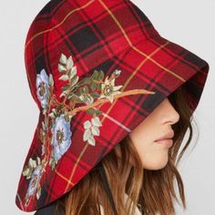 Flannel, Laces, Embroidered Detailing, Tartan Plaid, Fully Lined. Made In Italy Item Made In Italy, Synonymous With Quality And Design Creativity. 100% Wool, Viscose, Cotton Fabric: 100% Wool Details: 60% Viscose, 40% Cotton - Lining: 68% Viscose, 32% Silk - Interior: 50% Cotton, 50% Viscose Patchwork, Couture, Tartan Hat, English Aesthetic, Embroidery Hat, Tartan Fashion, Beautiful Chaos, Plaid Hats, Tartan Christmas