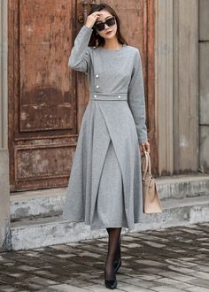 Winter Day Dresses, Women Casual Wear Outfit, Woolen Dress For Women, Woollen Dresses Winter, Wool Dress Outfit, Elegant Winter Dresses, Winter Dress Style, Winter Dress Designs, Woollen Dresses