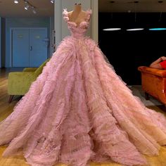 Cloud Party, Tiered Prom Dress, Met Gala Dresses, Puffy Dresses, Pink Evening Dress, Pink Cloud, Stunning Prom Dresses, Prom Dresses 2021