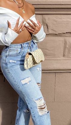 Baddie Outfits Plus Size Going Out, Jean Outfits With Heels, White Top Outfit Ideas, Casual Boujee Outfits, Outfit Ideas With Heels, Outif Ideas, White Top Outfit, Top Outfit Ideas, Story Love