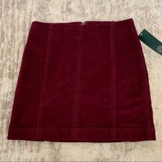 Fitted Suede Mini Skirt New With Tags! Dark Red Skirt, Denim Paper, Stonewashed Jeans, Red Mini Skirt, Denim Jean Skirt, Jean Mini Skirts, Suede Mini Skirt, Floral Mini Skirt, Corduroy Skirt