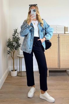 Casual Business Outfit, Athleisure Outfits Summer, Spring Teacher Outfits, Business Casual Outfits For Work, Classic Style Outfits, Camisa Jeans, Warm Weather Outfits, Outfits Otoño, My Outfit