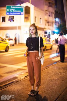 Euro Street Style, Look 80s, Simple Wardrobe, Neue Outfits, Outfit Jeans, Stil Inspiration, Stil Vintage, Inspiration Mode, Fotografi Potret