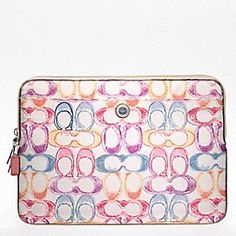 POPPY DREAM C LAPTOP SLEEVE Coach Purses Outlet, Mac Case, Tech Cases, Handbag Stores, Coach Poppy, Favorite Handbags, Coach Outlet, Popular Bags, Handbag Heaven