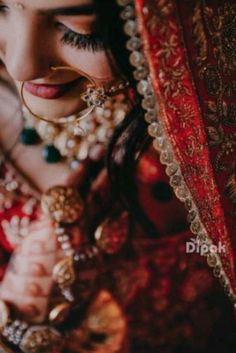 Bride Groom Photoshoot, Bride Groom Poses, Indian Bride Poses, Bride Photos Poses, Indian Wedding Poses, Bridal Portrait Poses, Groom Photoshoot