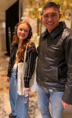 Los Angeles, Angeles, Redheads, Sadie Sink Short Hair, Cutesy Outfit, Jordan Shoes Girls, Pretty Eyes