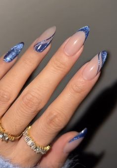 Blue Christmas Nails, Blue Prom Nails, Tattoo Nails, Hairstyles Anime, Blue And Silver Nails, New Years Eve Nails, Unique Acrylic Nails, Nagel Inspo, Cat Kuku