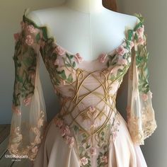 It's.... Elven Fairy, Evening Ball Gowns, Fair Outfits, Fairy Dresses, Gowns Prom