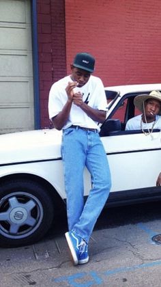 Friends Outfits 90s, Celebrity Fits, Fashion Men Outfits, Polo Outfits, Mode Old School, 1990 Style, Looks Hip Hop
