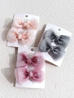 Boutique Hair Bows, Ribbon Crafts, Kids Hairband, Diy Hair Accessories Ribbon, Bow Decor, Kids Hair Accessories, Diy Sewing Clothes, Kids Hair, Diy Hair Accessories