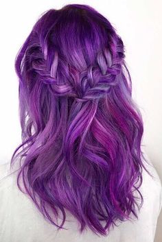 Purple Hair Color Highlights, Dark Purple Hair Color, Hair Color Plum, Hair Color For Fair Skin, Hair Color Asian, Dark Purple Hair, Hair Highlights And Lowlights, Purple Eye Makeup