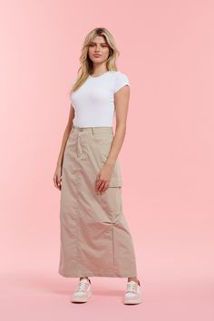 Beige maxi skirt with pockets Oversized fit Light beige colour Raw edge on the back Fabric: 100% Polyester Beige Cargo Skirt Outfit, Beige Maxi Skirt, Cargo Skirt Outfit, Cargo Maxi Skirt, Maxi Skirt With Pockets, Beige Cargo, Khaki Skirt, Beige Colour, Womens Skirts